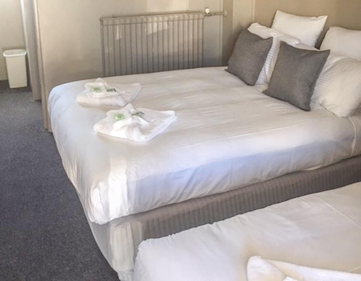 Commercial Hotel Motel Литгоу Екстериор снимка